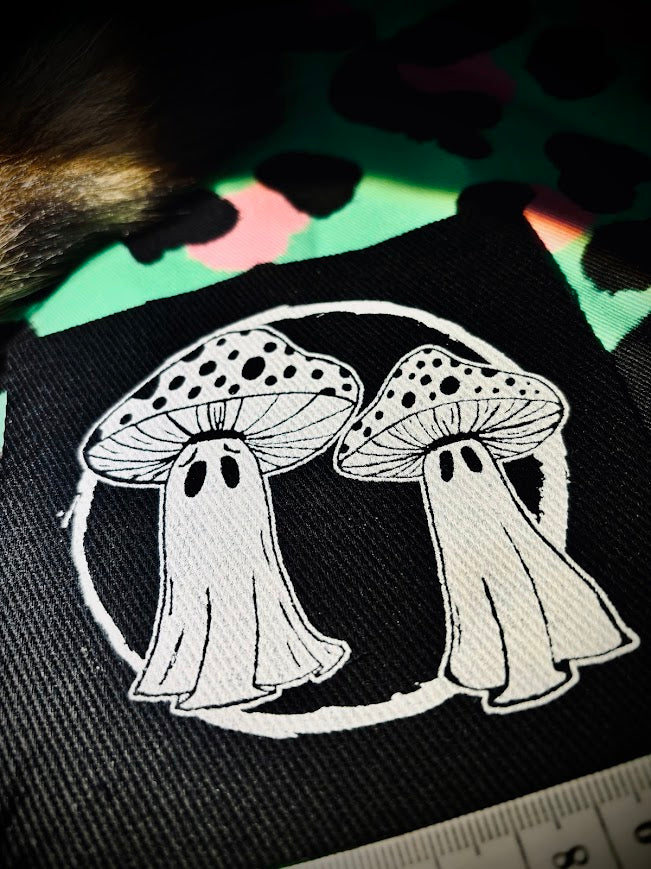 Mushroom ghosts patch.