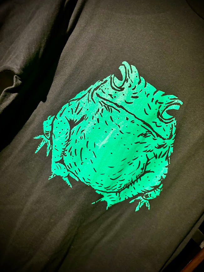 Chonky toad tee.