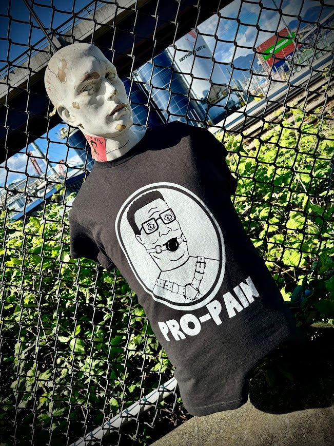 Hank Hill, Pro-pain tee.