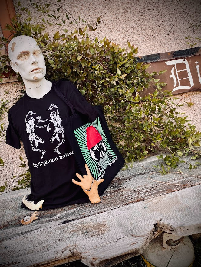 Dancing Skeletons make xylophone noises t-shirt.