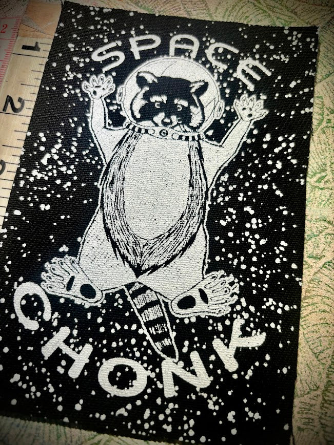 Space Chonk, Raccoon space traveler patch.