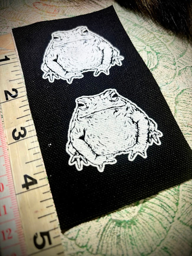 two toads mini patch.