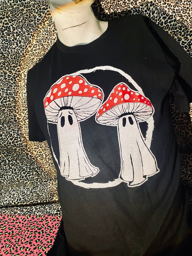 mushroom ghost tee.