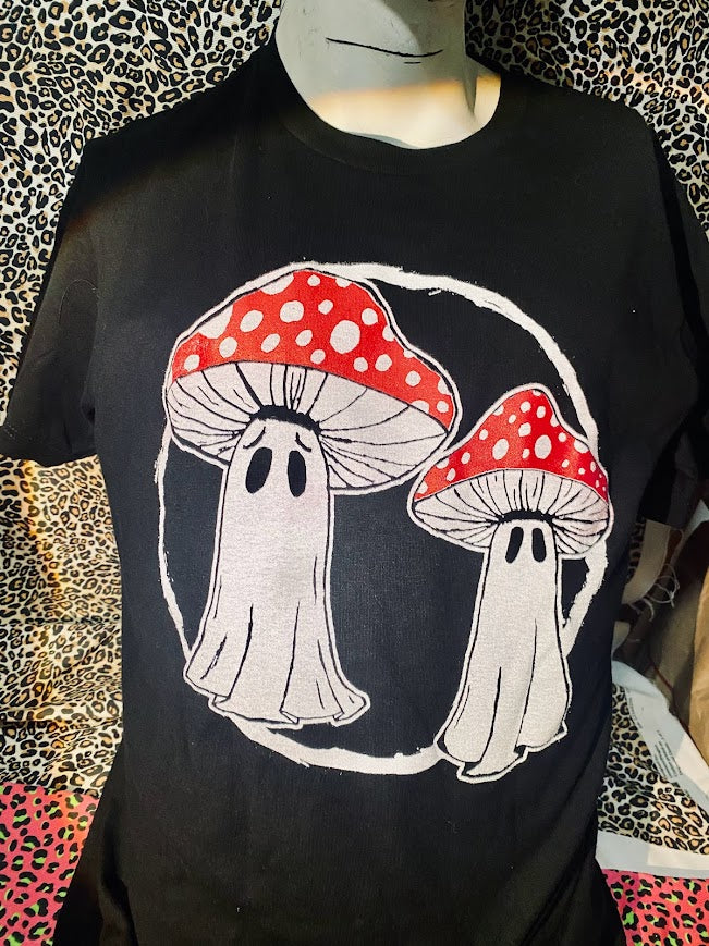 mushroom ghost tee.