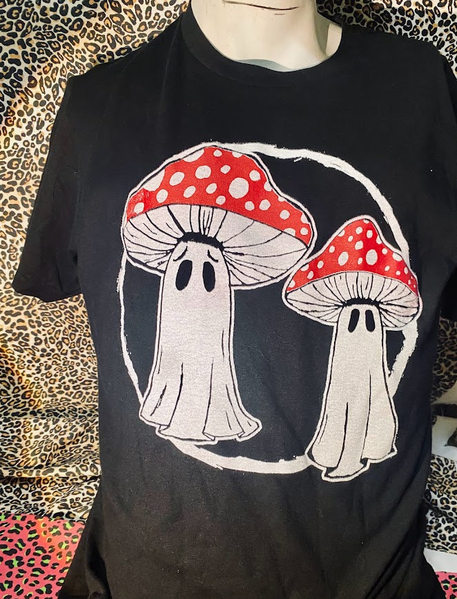 mushroom ghost tee.