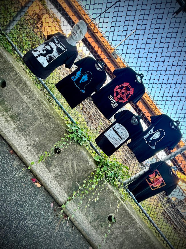 Eraserblart t-shirt.