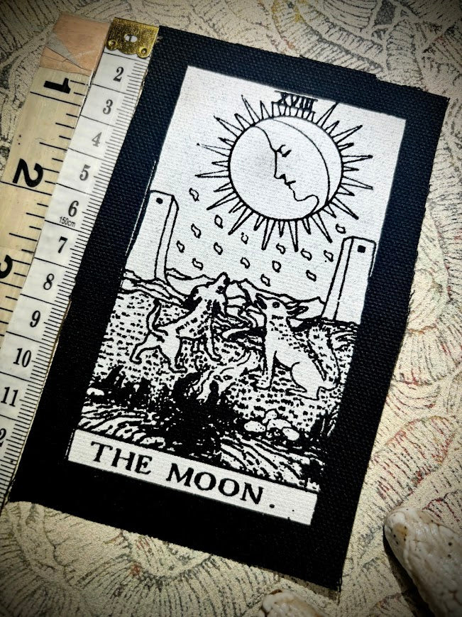 The Moon Tarot card patch
