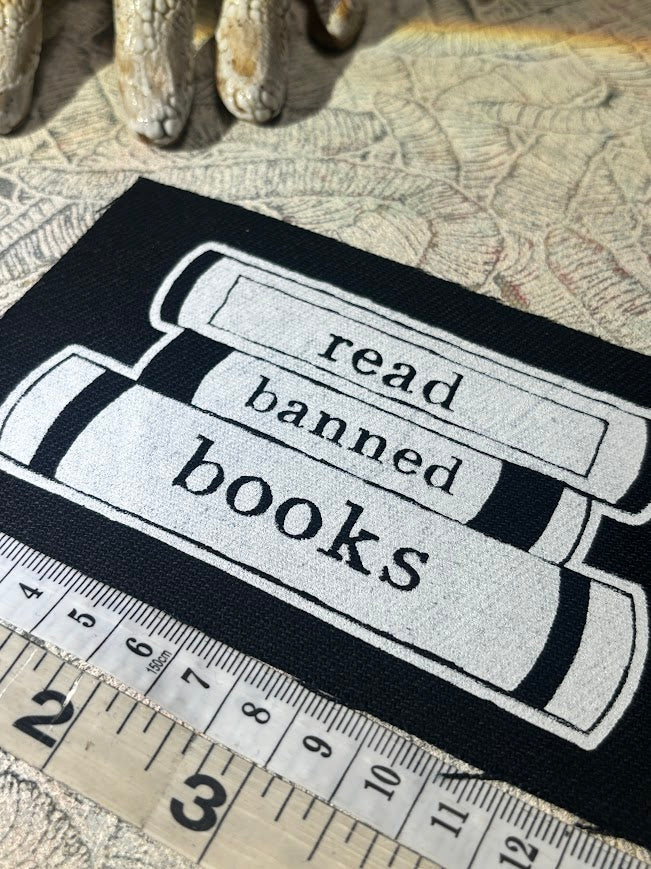Read banned books patch,