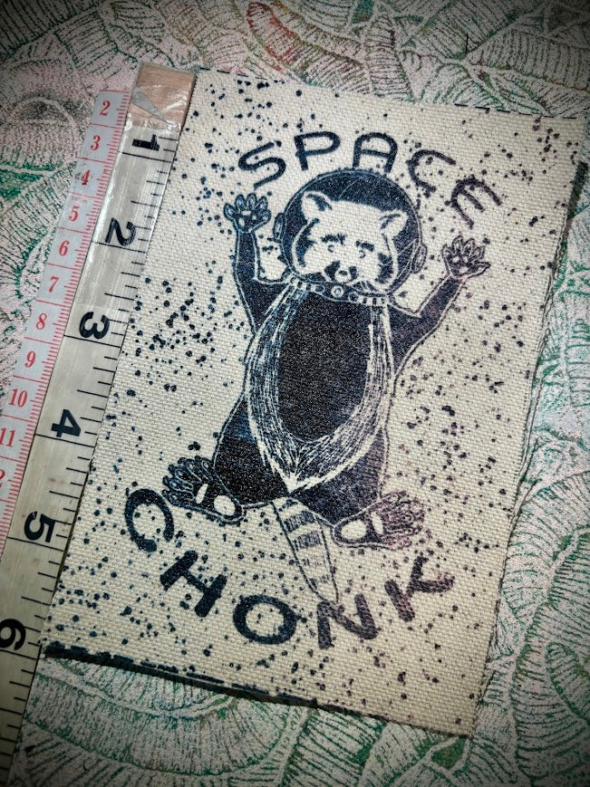 Space Chonk, Raccoon space traveler patch
