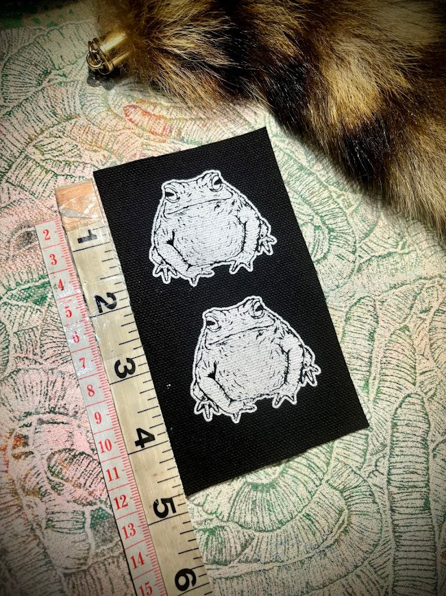 two toads mini patch.