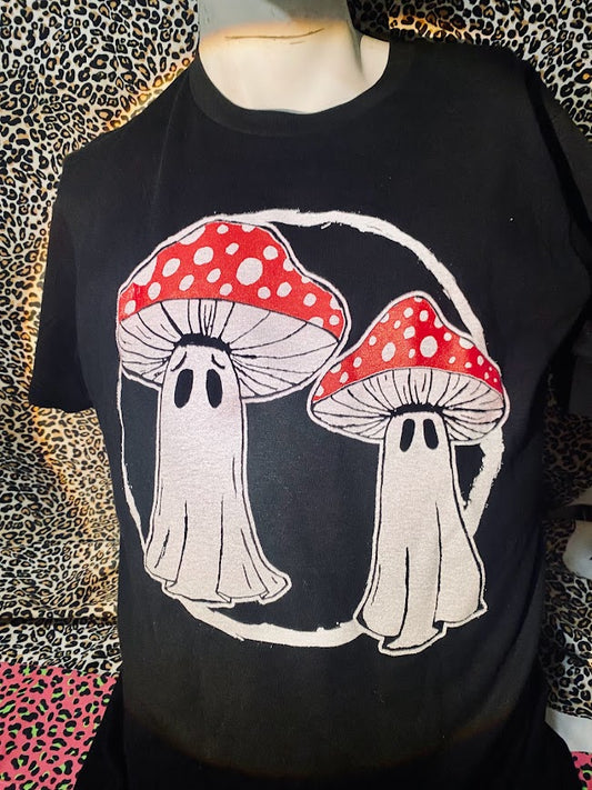 mushroom ghost tee