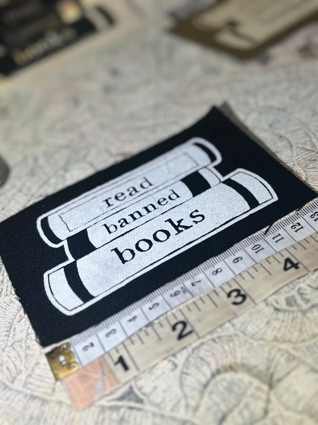 Read banned books patch,