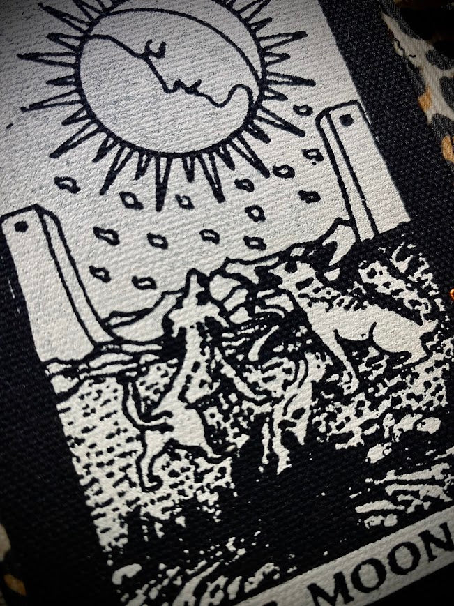 The Moon Tarot card patch