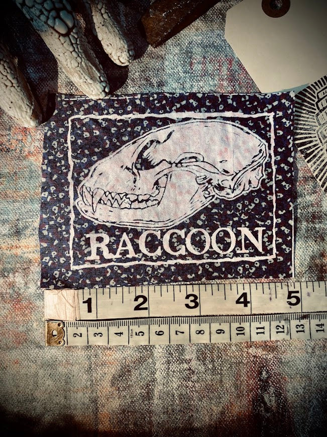 Raccoon skull sew on patch