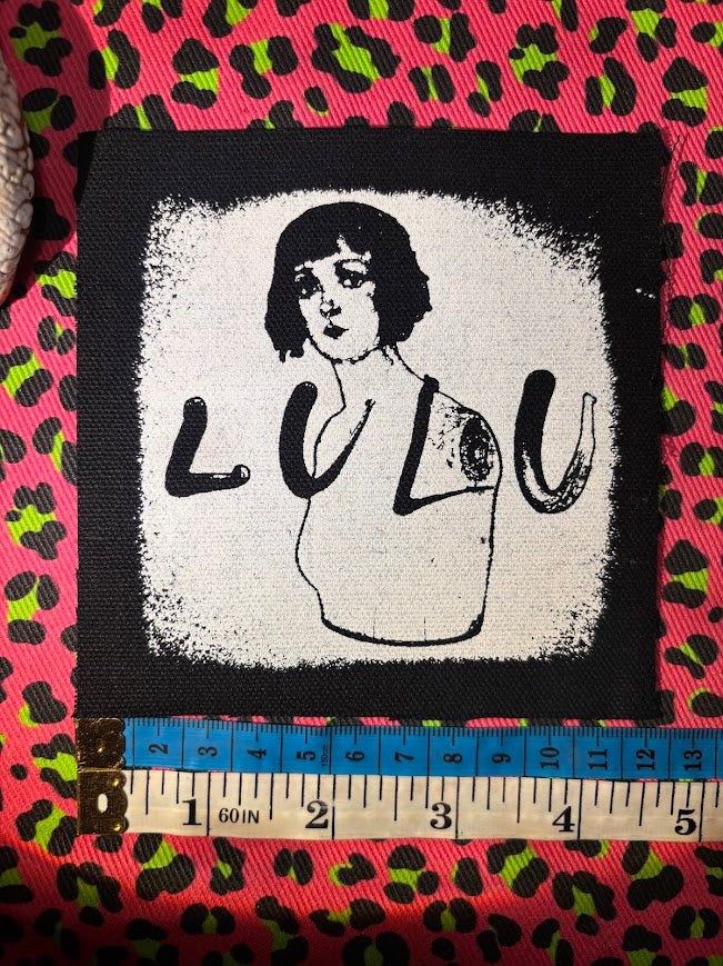 Lulu sew on patch