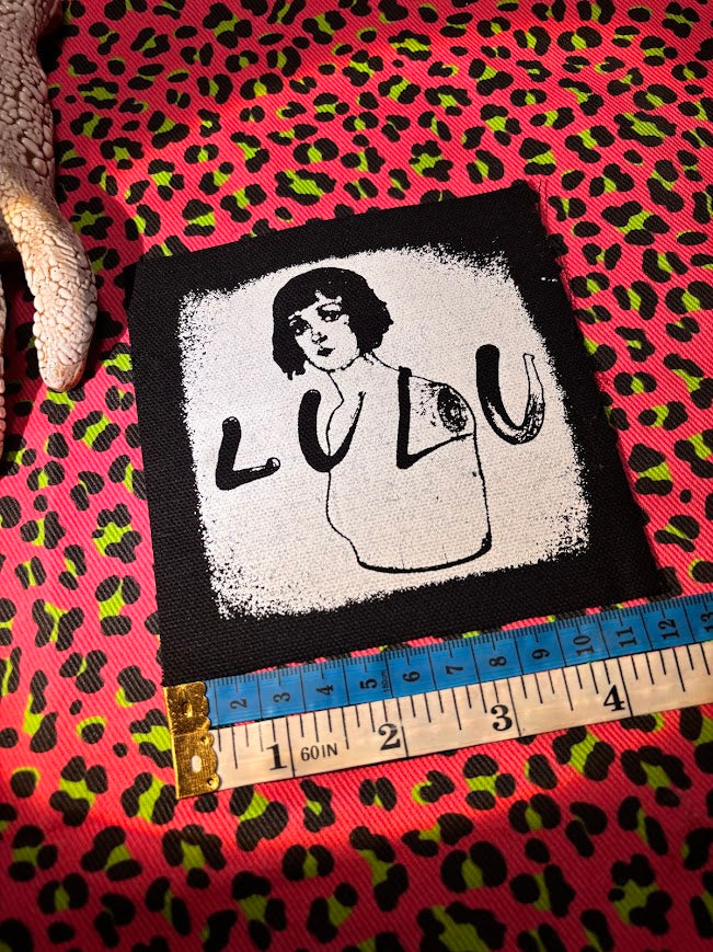 Lulu sew on patch