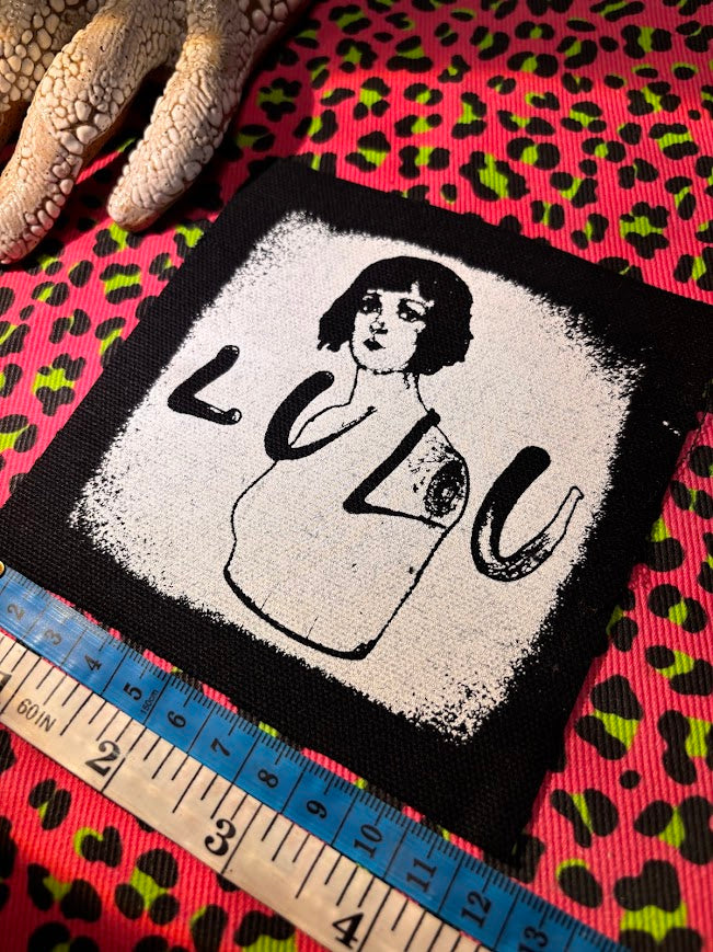 Lulu sew on patch