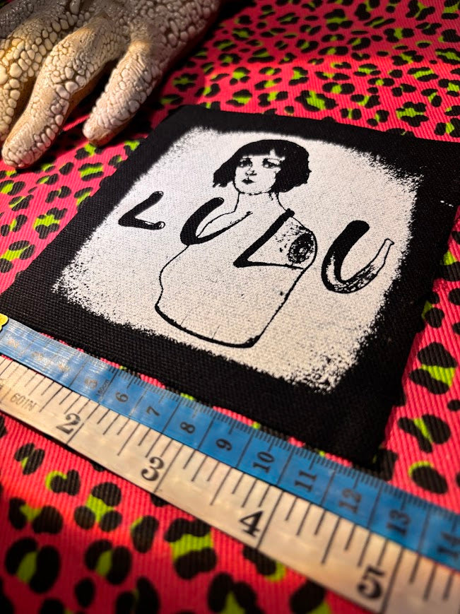 Lulu sew on patch