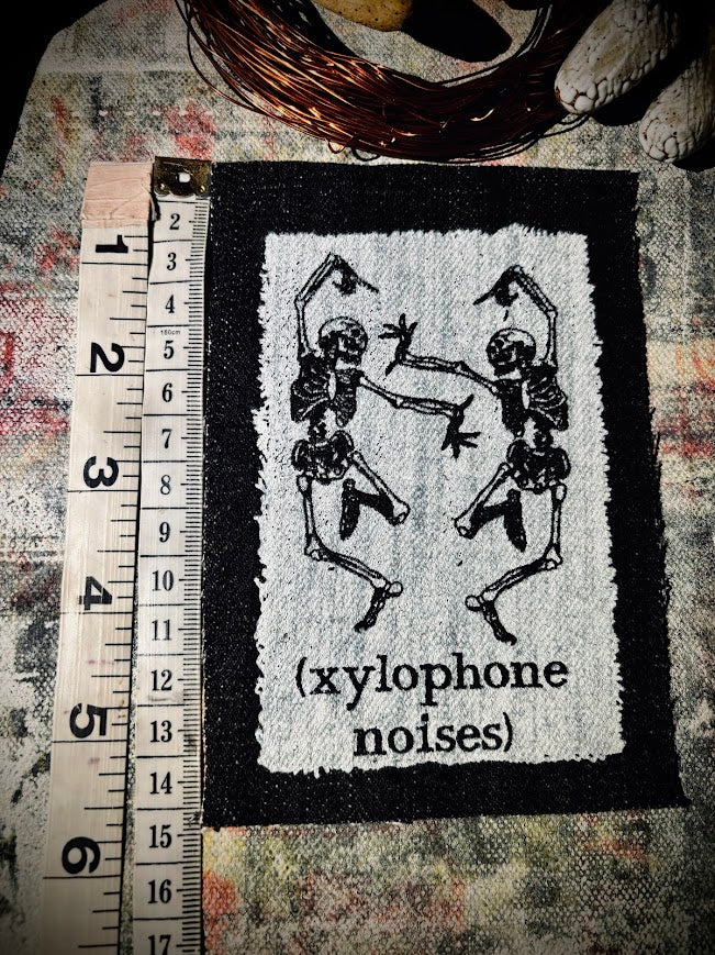 Xylophone noises! dancing skeleton patch