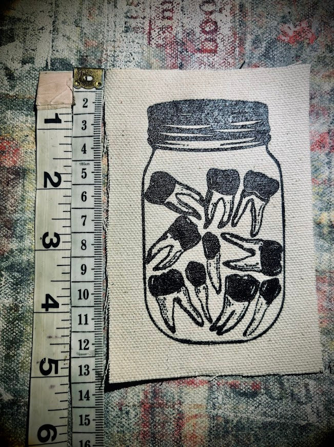 Jar or Teeth sew on patch