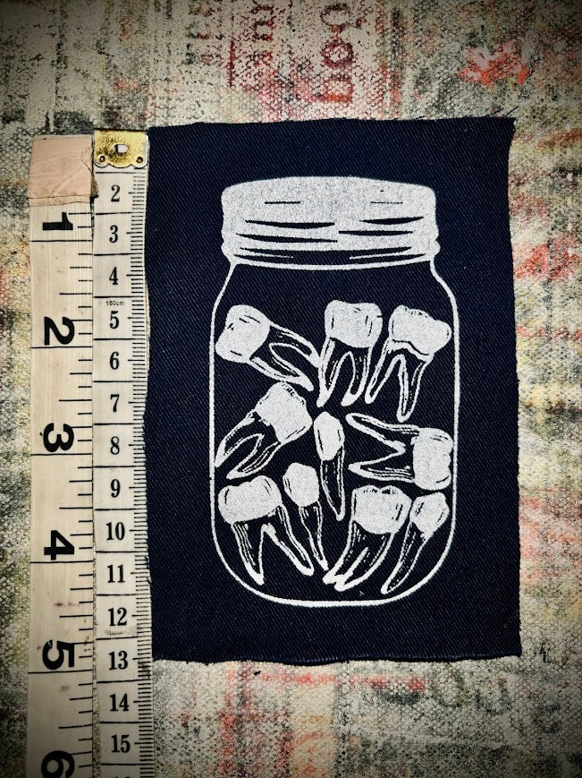 Jar or Teeth sew on patch