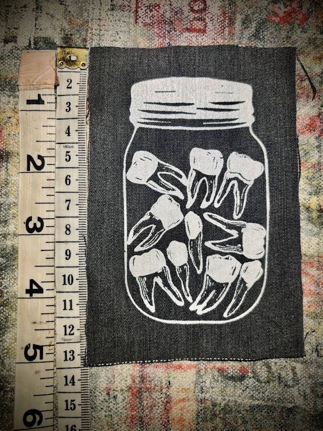 Jar or Teeth sew on patch